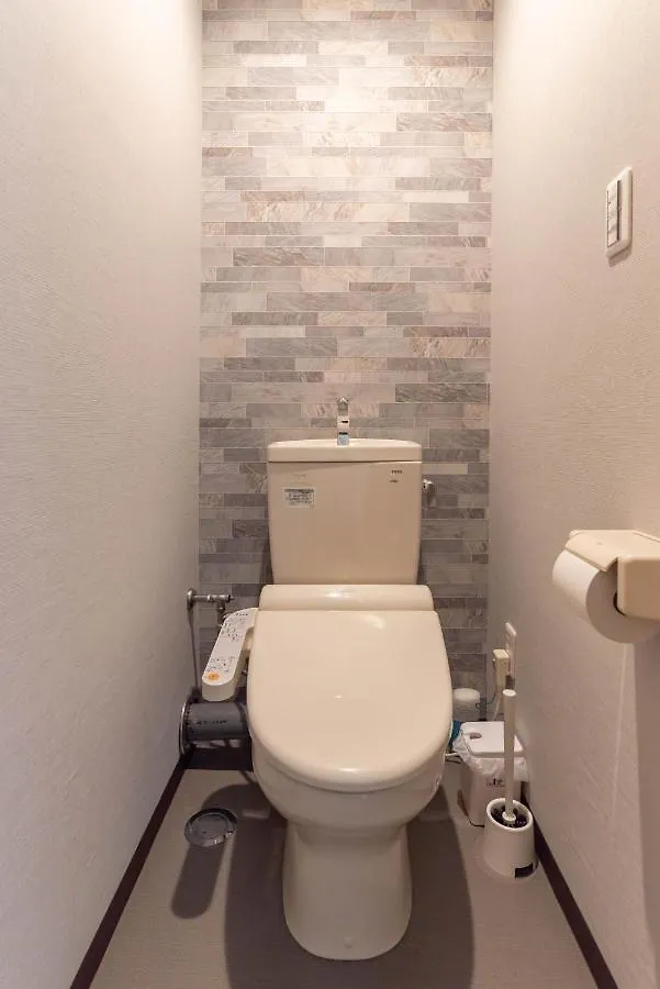 Tino Nozomi Villa Osaka 0*,